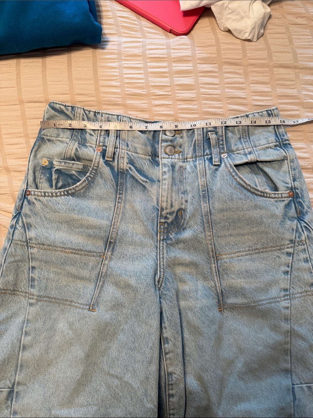 Free people extreme measures low rise barrel denim shorts size 29 - Picture 8 of 10